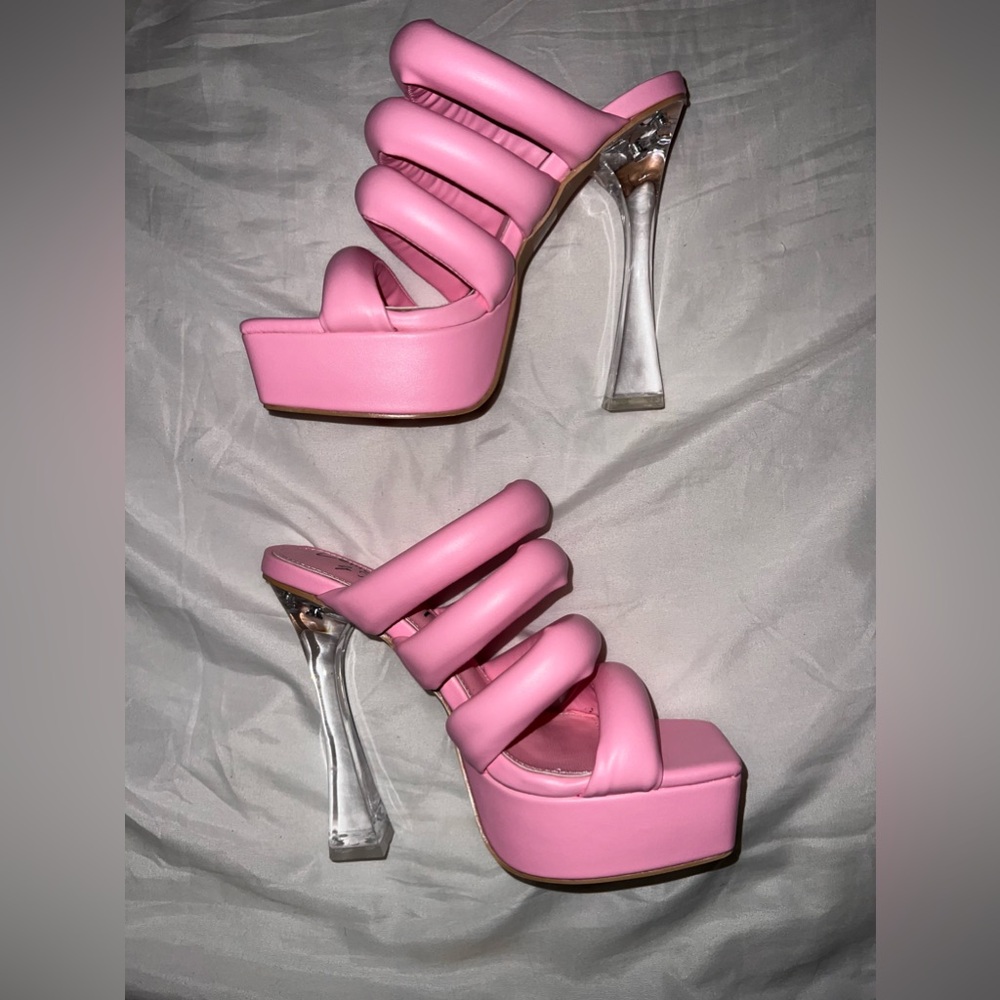 DOLLSKILL Lemon Drop by Privileged
Pink Namora Clear Heels